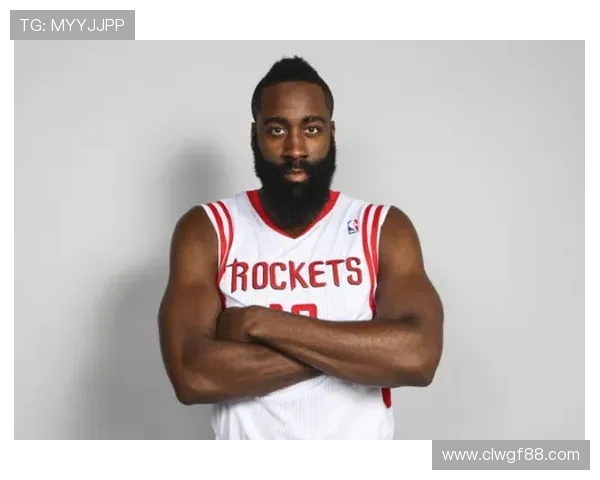 篮球公园深度对话詹姆斯哈登畅谈职业生涯与未来展望